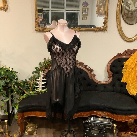 Vintage Shirley of Hollywood Sheer Sequin Ruffle Trim Slip Dress lingerie - Picture 1 of 3
